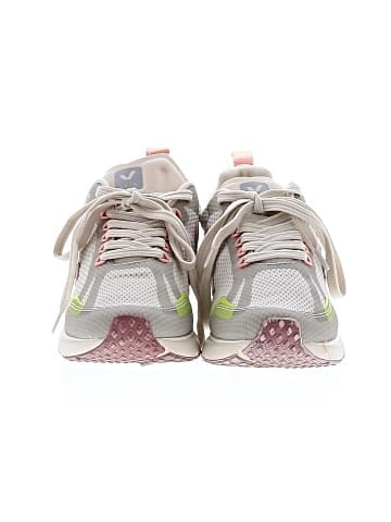 VEJA Sneakers (view 2)
