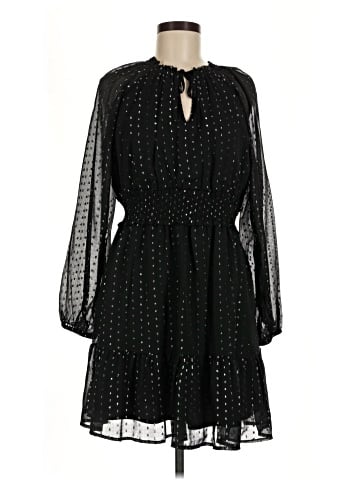Old Navy Casual Dress (view 1)