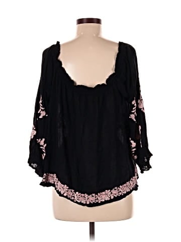 American Eagle Outfitters 3/4 Sleeve T-Shirt (view 2)