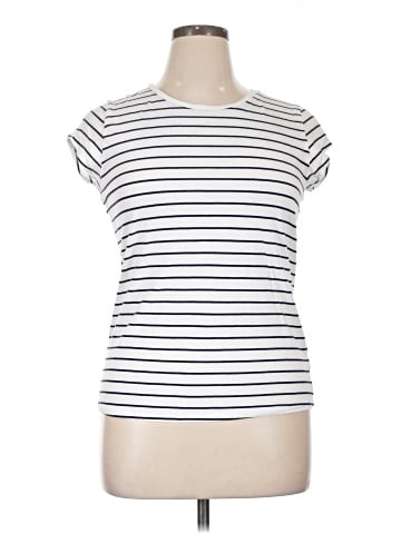 Universal Thread Short Sleeve T-Shirt (view 1)