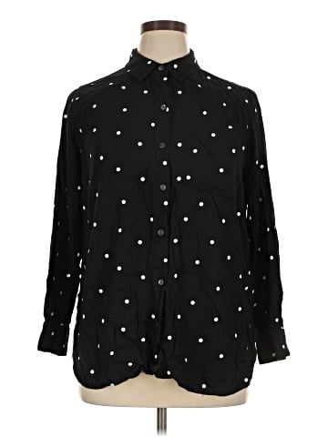 Old Navy Long Sleeve Button-Down Shirt (view 1)
