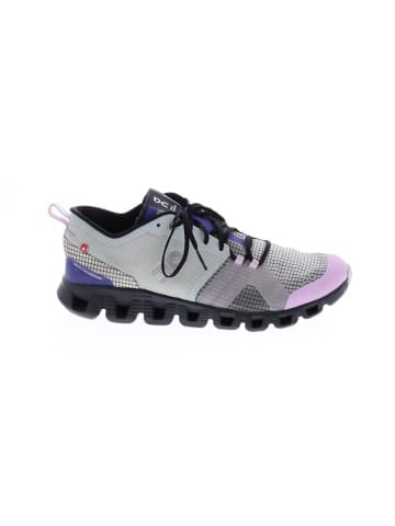 On Cloud Sneakers (view 1)