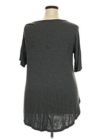 Torrid 3/4 Sleeve T-Shirt (view 2)