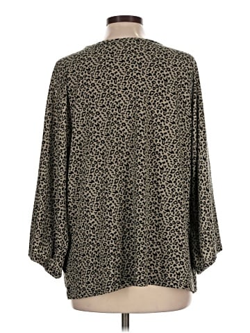 Suzanne Betro 3/4 Sleeve T-Shirt (view 2)