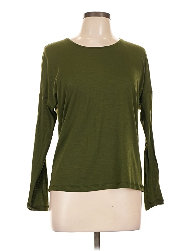 Pre-owned Lululemon Athletica Long Sleeve T-shirt In Green