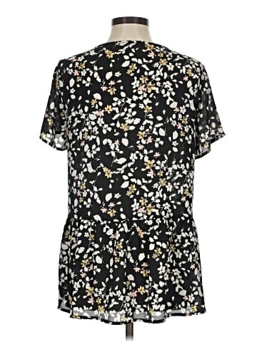Pleione Short Sleeve Blouse (view 2)