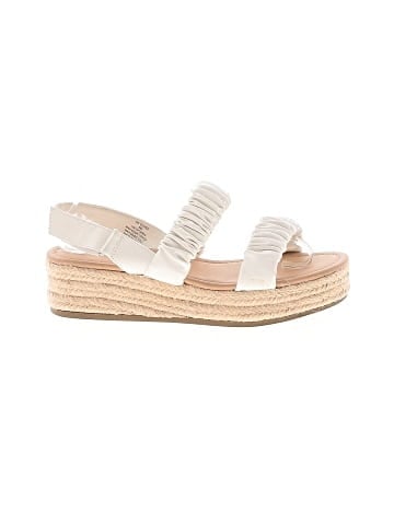 Sun + Stone Wedges (view 1)