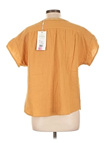 Aventura Short Sleeve Blouse (view 2)