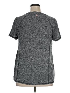 LIVI Active T-Shirt (view 2)