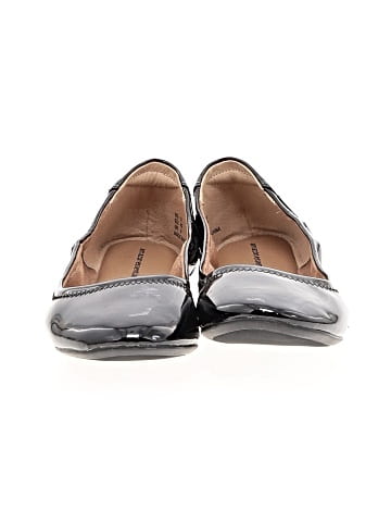 Amazon Essentials Flats (view 2)