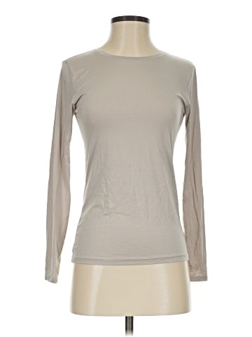 HEATTECH Long Sleeve Top (view 1)