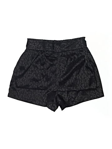 Hem & Thread Shorts (view 2)