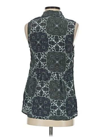 Equipment Sleeveless Button-Down Shirt (view 2)