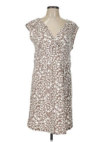 Ann Taylor LOFT Outlet Cocktail Dress (view 1)