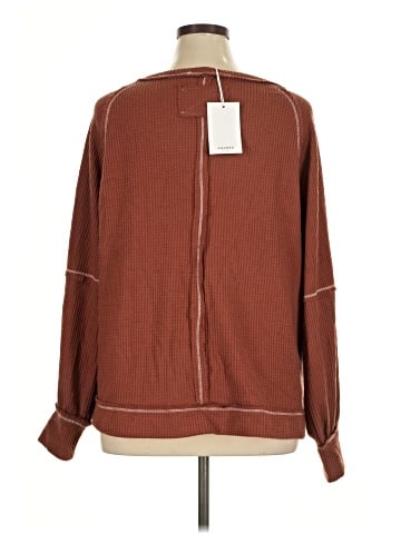 Andree by UNIT Pullover Sweater (view 2)