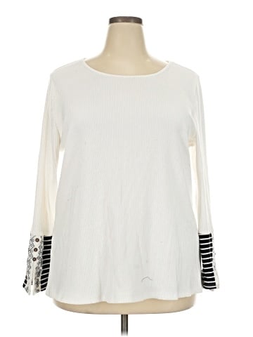 BLOOMCHIC Long Sleeve T-Shirt (view 1)