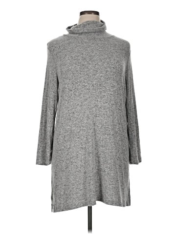 Old Navy Turtleneck Sweater (view 1)