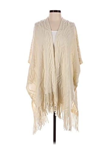 Do Everything in Love Poncho (view 1)