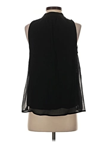 Old Navy Sleeveless Blouse (view 2)