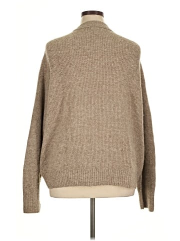 American Eagle Outfitters Pullover Sweater (view 2)