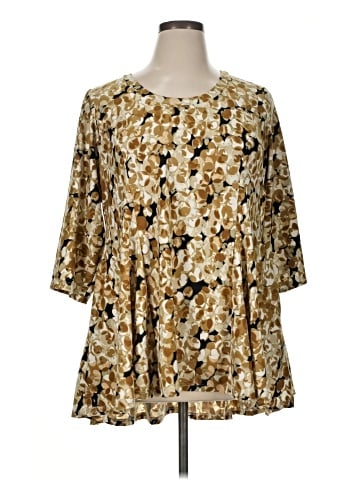 Attitudes by Renee 3/4 Sleeve Top (view 1)