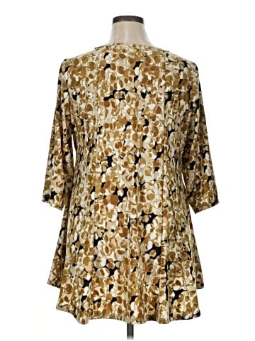 Attitudes by Renee 3/4 Sleeve Top (view 2)