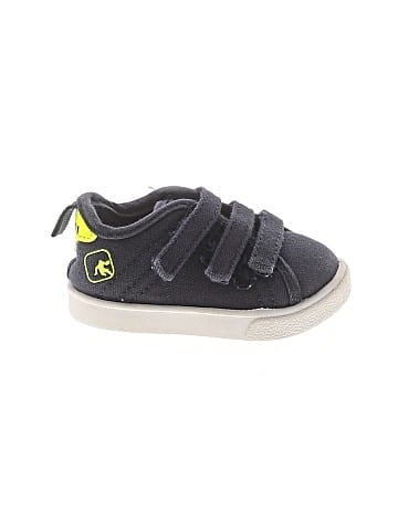AND1 Sneakers (view 1)