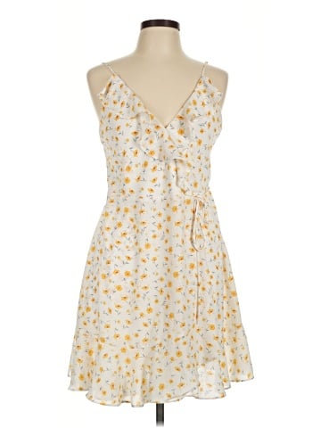 Le Lis Casual Dress (view 1)