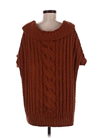 St. John Sweater Vest (view 2)