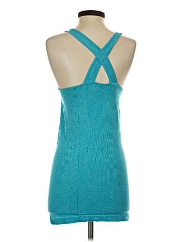 Moving Comfort Tank Top (view 2)