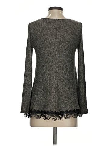 Quinn Long Sleeve Top (view 2)