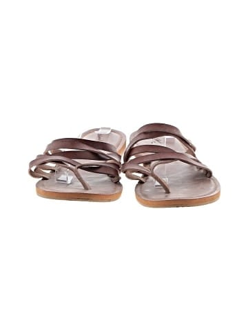 Universal Thread Sandals (view 2)