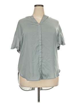 Lyssé Short Sleeve Blouse (view 1)