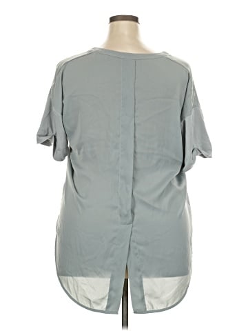 Lyssé Short Sleeve Blouse (view 2)