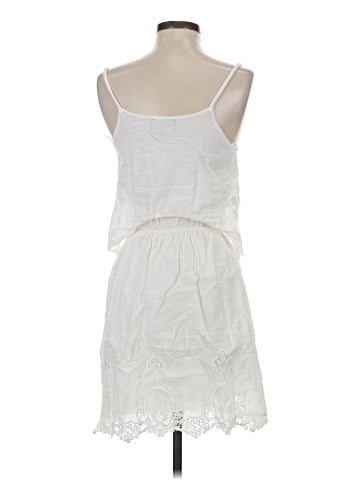 Romeo & Juliet Couture Casual Dress (view 2)