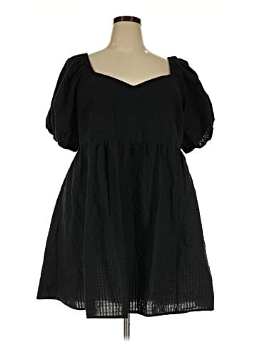 Old Navy Casual Dress (view 1)