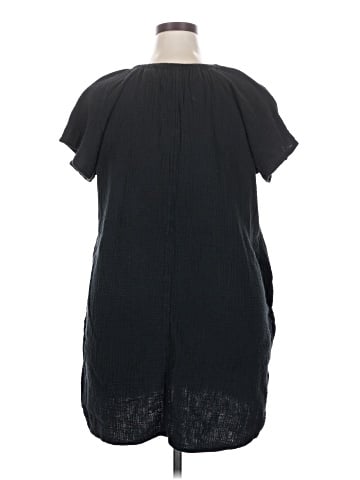 Universal Thread Short Sleeve Blouse (view 2)