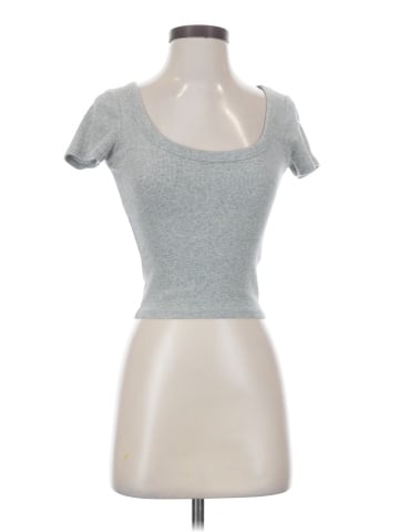 Hollister Short Sleeve T-Shirt (view 1)