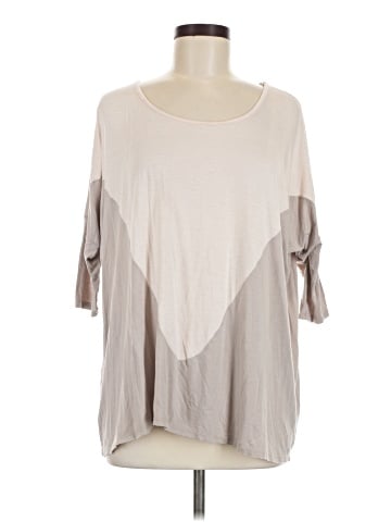 Color Me Red 3/4 Sleeve Top (view 1)