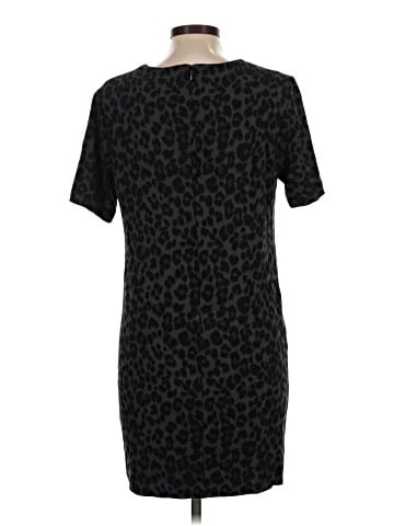 Old Navy Casual Dress (view 2)