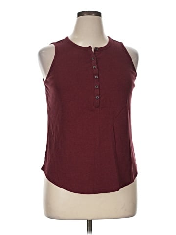 Maurices Sleeveless T-Shirt (view 1)