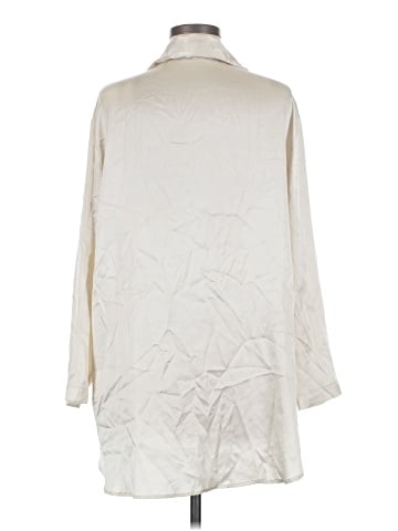 Victoria's Secret 3/4 Sleeve Blouse (view 2)
