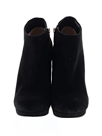 MICHAEL Michael Kors Ankle Boots (view 2)