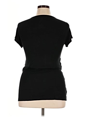 Kindred Bravely Short Sleeve Top (view 2)
