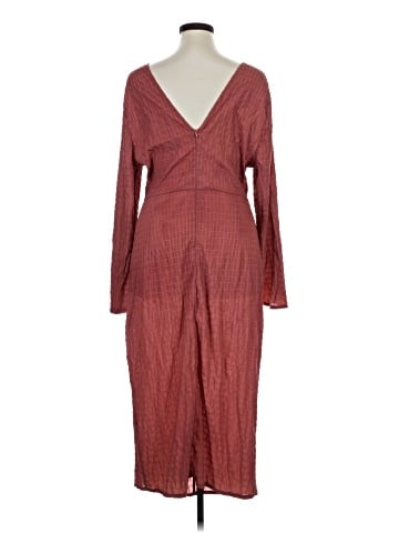 PrettyLittleThing Cocktail Dress (view 2)