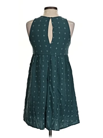 Old Navy Casual Dress (view 2)
