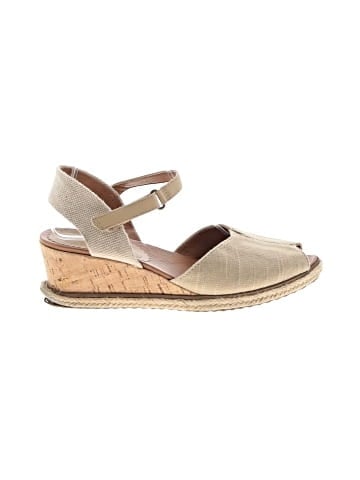 Baretraps Wedges (view 1)
