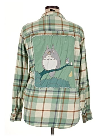 Hot Topic Long Sleeve Button-Down Shirt (view 2)