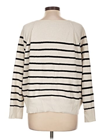 Old Navy Pullover Sweater (view 2)