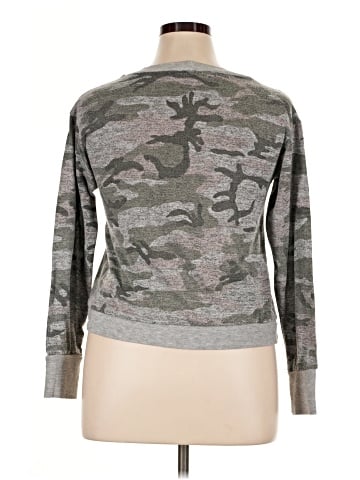 Boohoo Pullover Sweater (view 2)